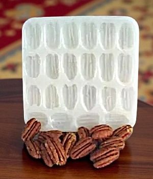 Pecan Mold