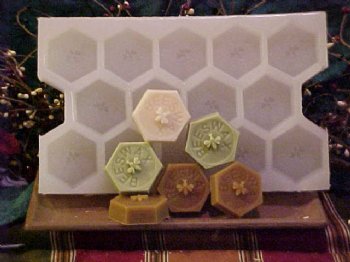 Bee's Wax Bee Tarts 14 Cavity Silicone Mold 6055