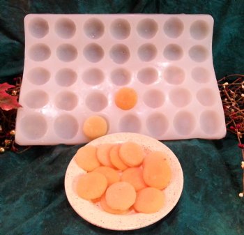 https://www.vanyulay.com/wp-content/uploads/2015/10/Vanilla-Wafer-Embeds-35-Cavity-Silicone-Mold-8011-3.jpg