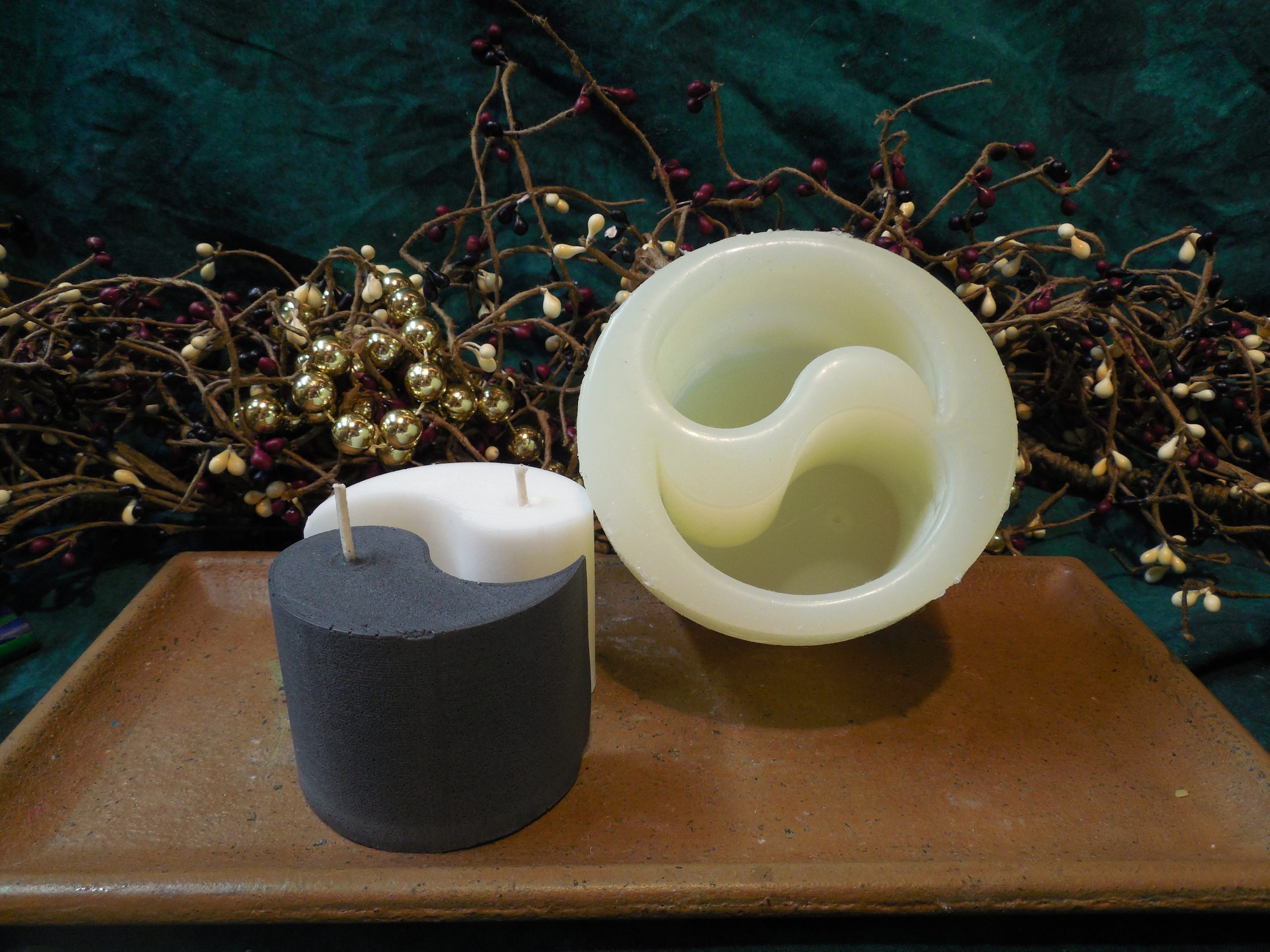 Set Of 3 Silicone Molds - Cylinder Candle Holder