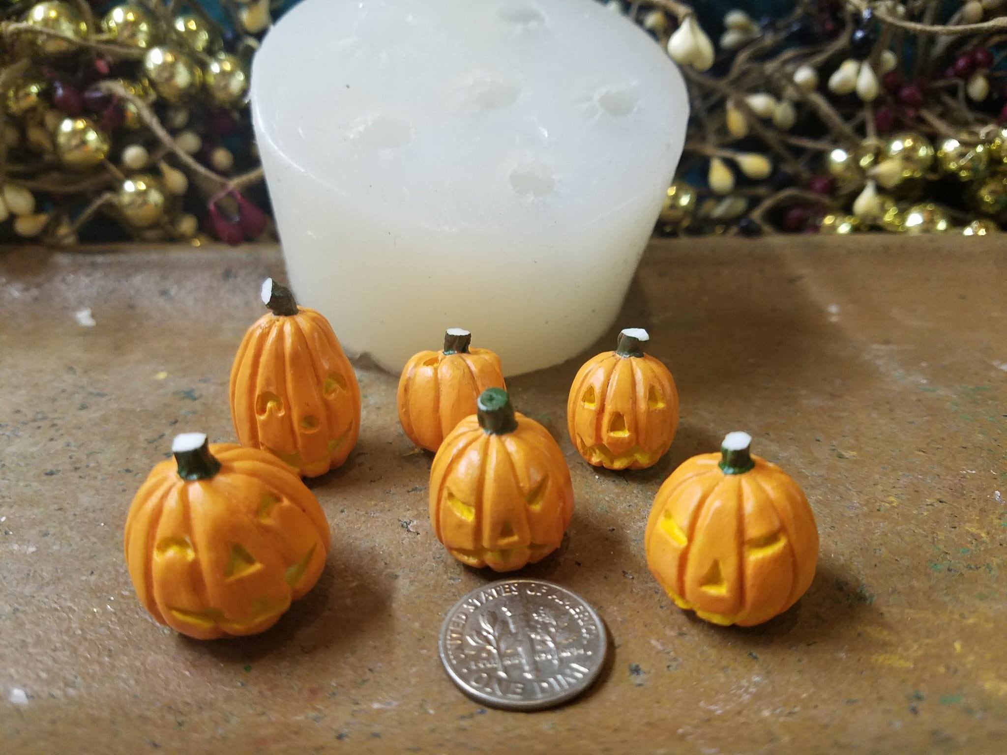 Mini Mini Jack O Lanterns Pumpkin Embeds 7 Cavity Silicone Mold 1808 – Van  Yulay